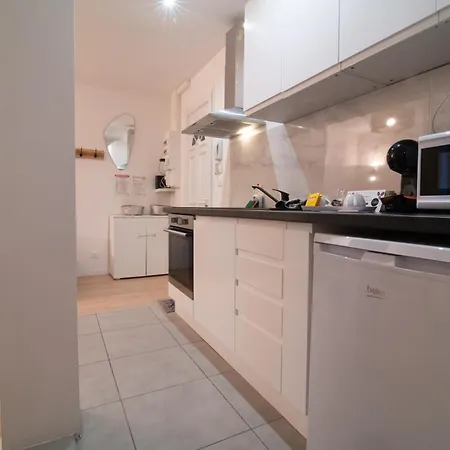 Appartement Spacieux Et Douillet T2 Au Centre